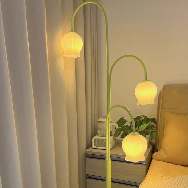 Lily of The Valley Floor Lamp  - Home Cinema Glasses ulasan dan harga